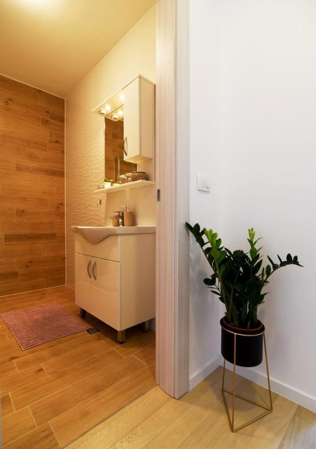 Luna Apartment *